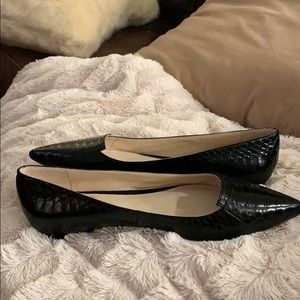 VINCE CAMUTO flats 8.5M